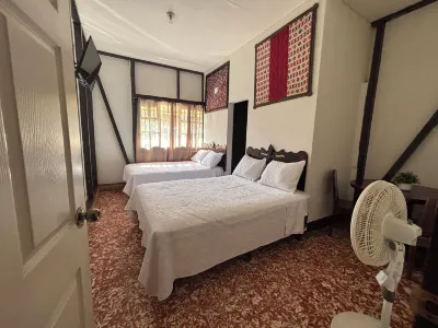 Hotel Casa Semuc Ξενοδοχεία στην πόλη 