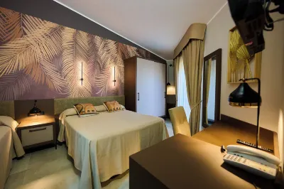 Le 2 Palme Apartments Hotele w: 