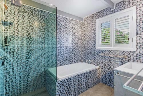 两卧室联排别墅