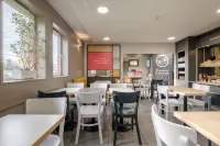 B&B Hotel Calais Centre St Pierre