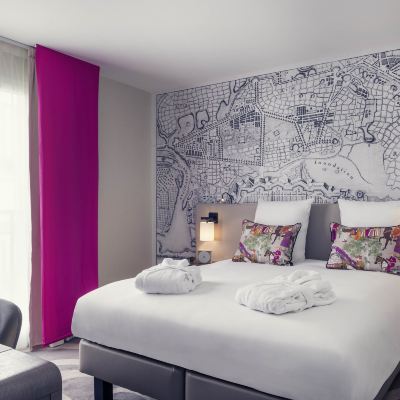 Privilege Double Room Mercure Tour Eiffel Grenelle Promo Code