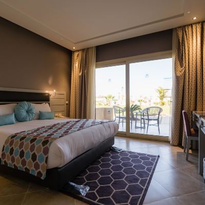 部分海景家庭套房 日出水晶海灣度假村優惠