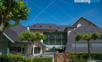 Residence la Baie des Voiles Pieds Dans l'Eau, 12 Apts du Studio au Duplex by Locationlacannecy