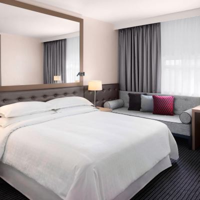 Club Queen Room Sheraton Heathrow Hotel Promo Code