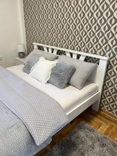 Centar NS2 One-Bedroom Apartment