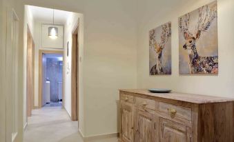 Best House Anakreontos - Housity