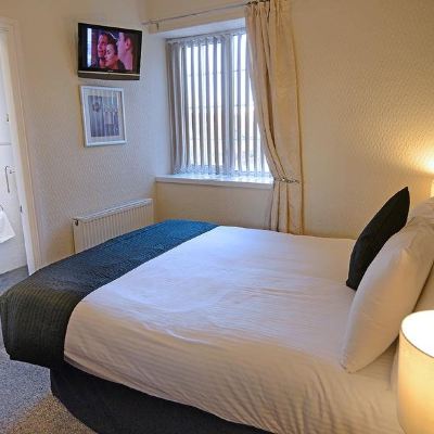 Standard Room with 2 Single Beds-Non-Smoking