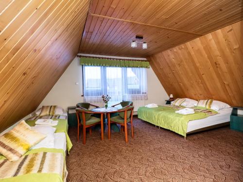 带阳台的四人房