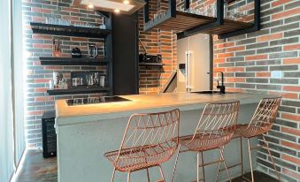 Mystic Luxury Lofts - Housity