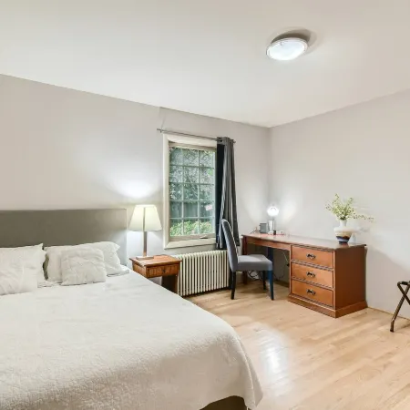 Charming Single Level 4 Bedrooms Gresham Home Near Pdx, Edgefield and Mt Hood Отели в г. Грешам