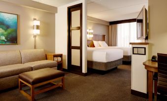 Hyatt Place Bethlehem-Downtown - Housity