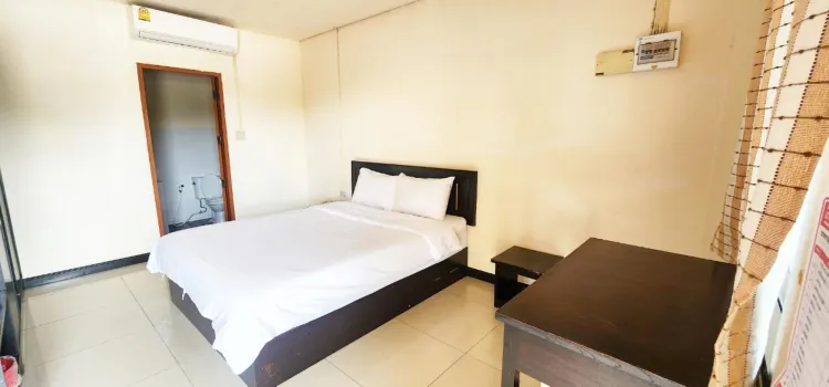 Deluxe S Room