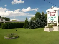 Colonial House Motor Inn