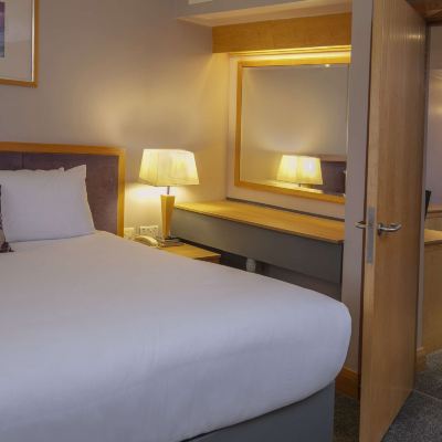 1 King Bed, Non-Smoking, Executive Room, Sitting Area The Suites Hotel & Spa Knowsley - Liverpool by Compass Hospitality Promo Code