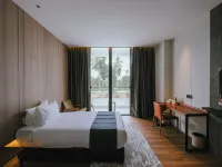 Roxy Beach Resort Hotéis em Lundu