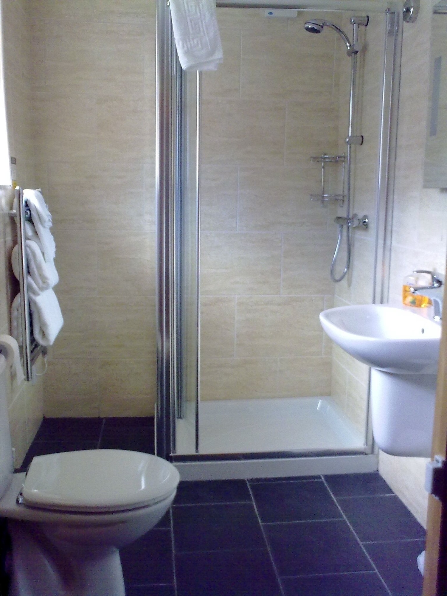 豪华间带桑拿浴室