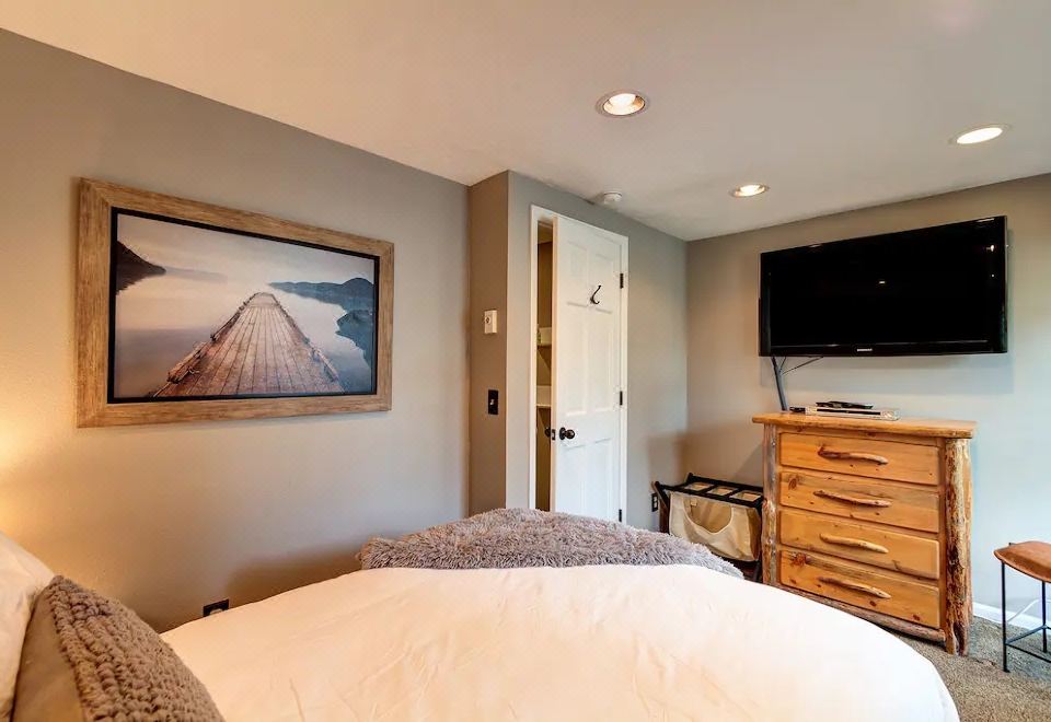 奢华热水浴缸和宽敞生活区-迷人维多利亚休闲屋