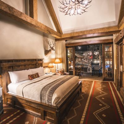 Interior Single King Ada Big Cypress Lodge Promo Code