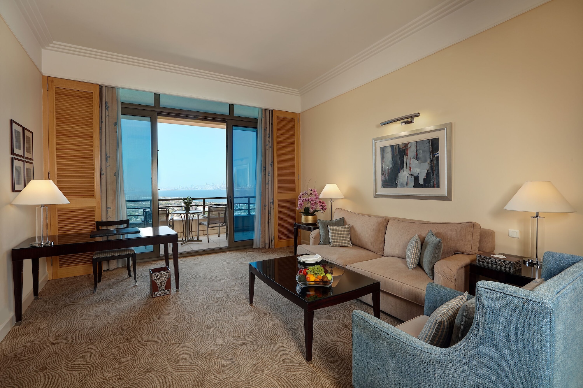 大使特大床套房