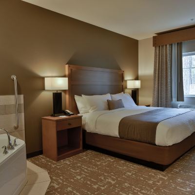 Suite, 1 King Bed, Jetted Tub (Single King Whirlpool) GrandStay Hotel & Suites Promo Code