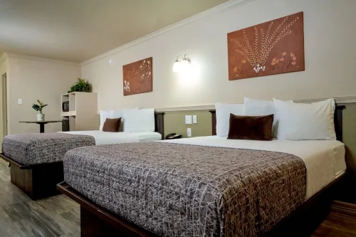 Family Garden Inn & Suites