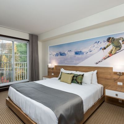 One-Bedroom Condo Ermitage du Lac Promo Code