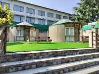 Bel-La Monde Riverside Jim Corbett - "A Unit of Luxe Opera Hotels & Resorts" Hotels in 