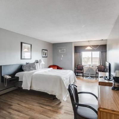 Standard Queen Room Adobe Inn Promo Code