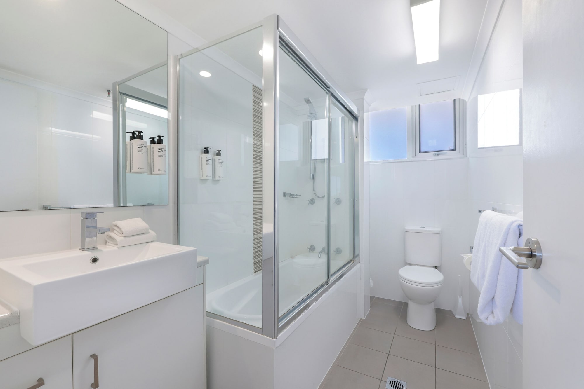 两卧室海景公寓