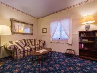 Boutique Retreat in Wine & Gold Country Hotels in Placerville