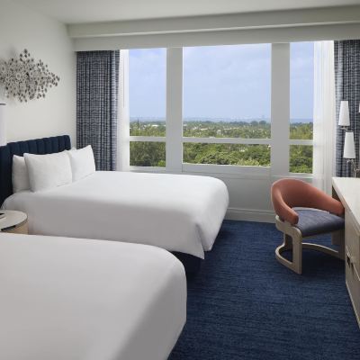 Deluxe Bay View Two Queen Room Fontainebleau Miami Beach Promo Code