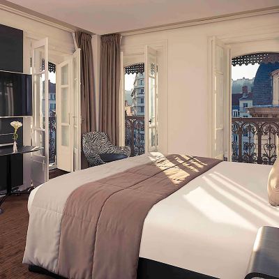 尊享雙人房 里昂中心美術學院美居酒店優惠