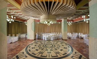 Hotel Moldova - Housity