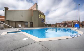 Country Inn & Suites by Radisson, Indianapolis East, IN