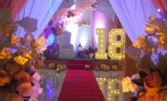 Cherry's Court_Yard - Housity