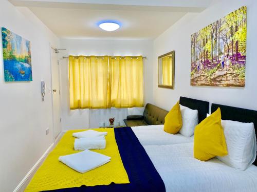 一室房（带沙发）