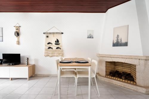 Mouramar One Bedroom Apartment, with Pool One-Bedroom Apartment