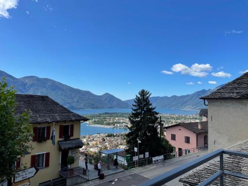 Boutique Centrale 带湖景的双人间