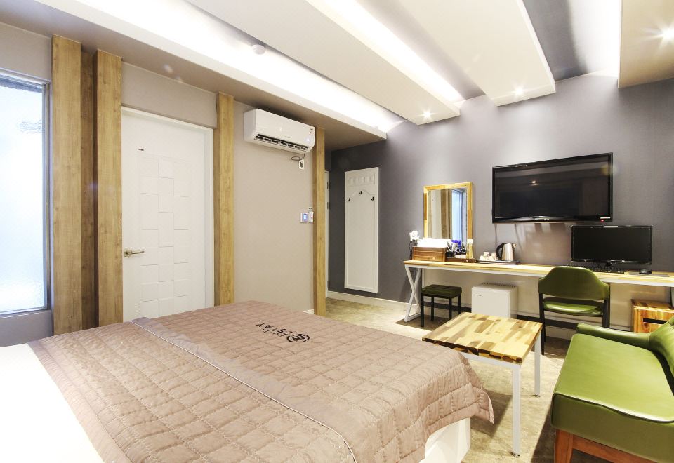 豪华间 - 带浴缸