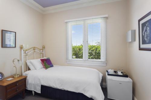 三人间（园景）