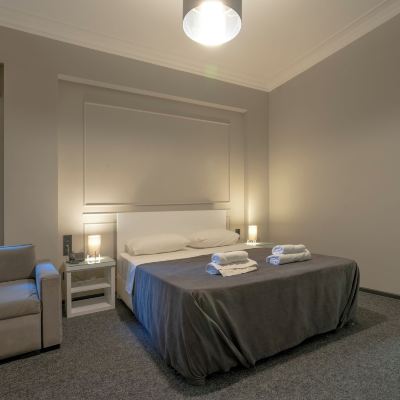 Economy Double Room Hotel Piazza Promo Code