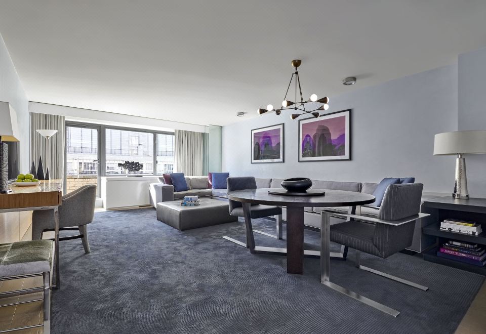 Loews Regency New York HotelBespoke 1-Bedroom Suite