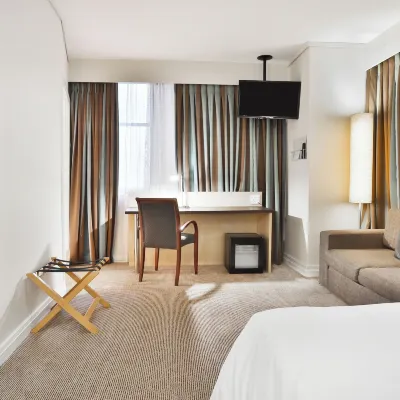 Holiday Inn Express CAPE TOWN CITY CENTRE by IHG Hotels near Silo District