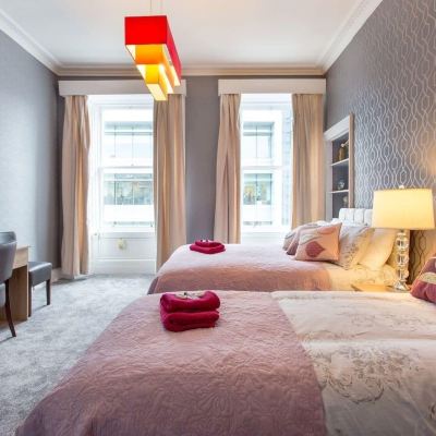Apartment Stunning 2-Bed Apartment in Central Edinburgh Promo Code