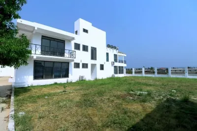 Cereno Homes Keta Отели в г. 