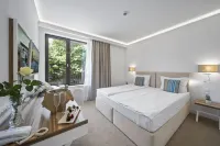 HVD Nympha Hotel - All Inclusive, Private Beach & Free Parking - Adults Only