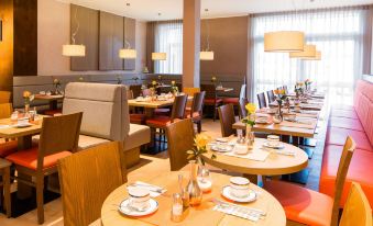 Ambient Hotel am Europakanal - Housity