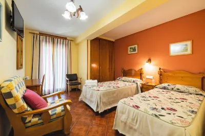 Hostal Pañart Ξενοδοχεία στην πόλη 
