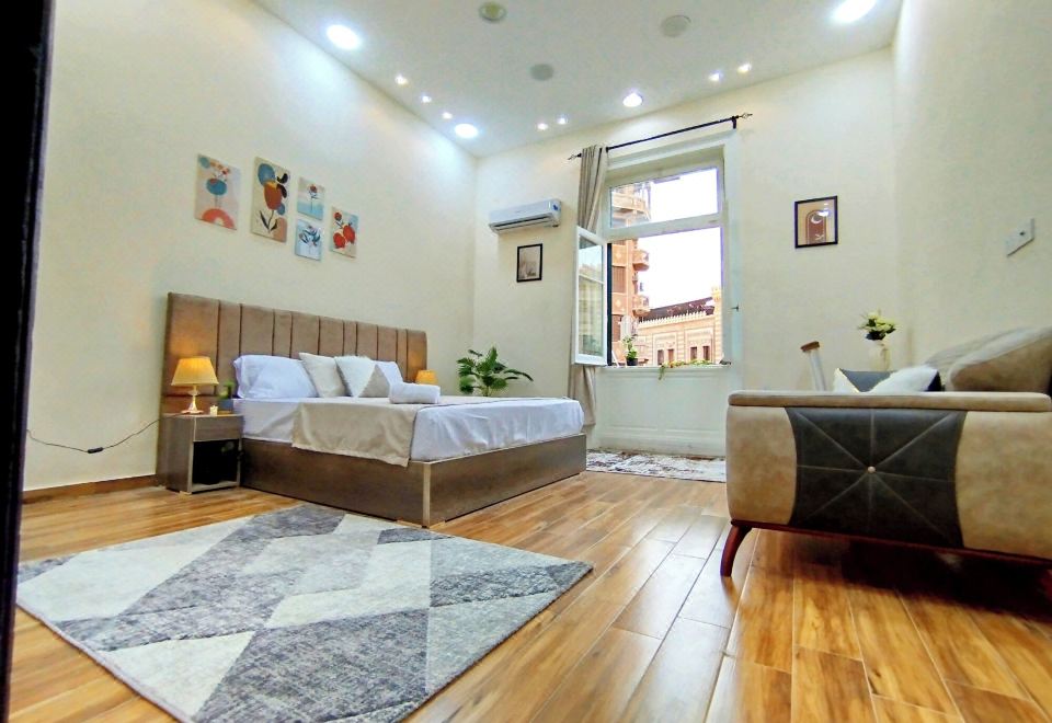 Royal Central Home in CairoSuperior Apartment With City View
