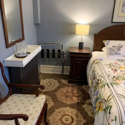 Basic Room, 1 Bedroom, Vineyard View Green Oaks Bed and Breakfast Promo Code